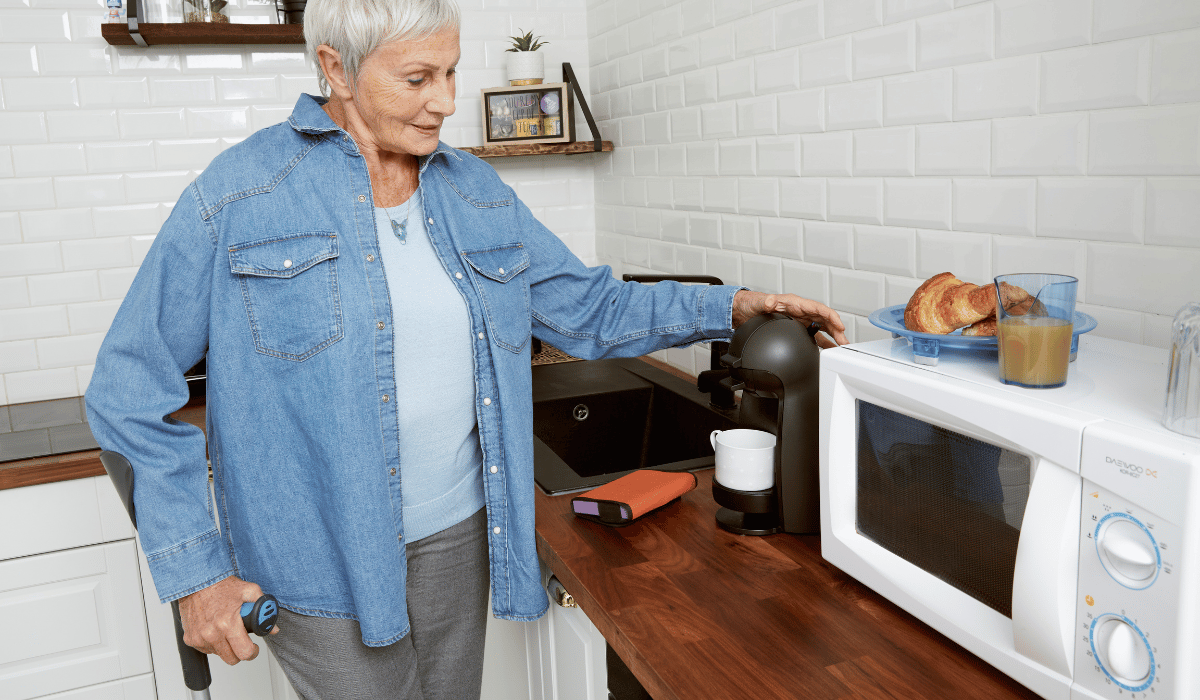 Aides à domicile : Facilitez votre quotidien avec nos produits d'aide à la vie quotidienne dans les Bouches du Rhone