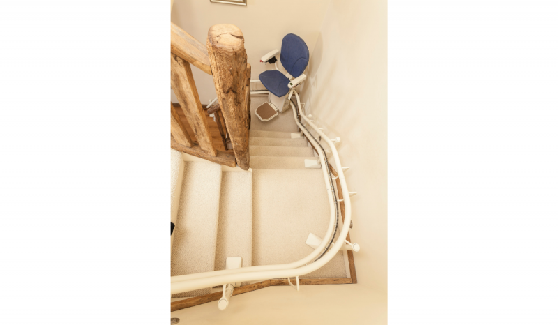 Réaliser les mesures, une étape clé pour les monte escaliers à Aix en Provence