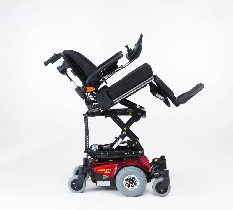 Fauteuil roulant PMR Venelles Invacare ProntoTM M41