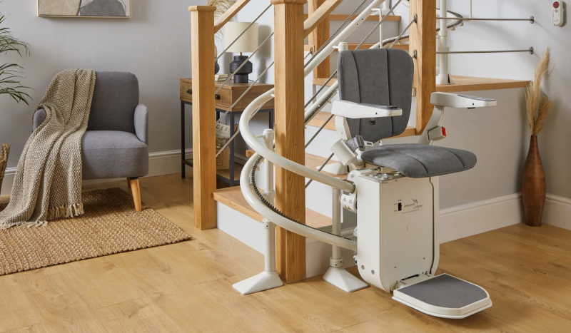 Pour l’installation de monte escalier en région PACA, faites appel à Imop Santé